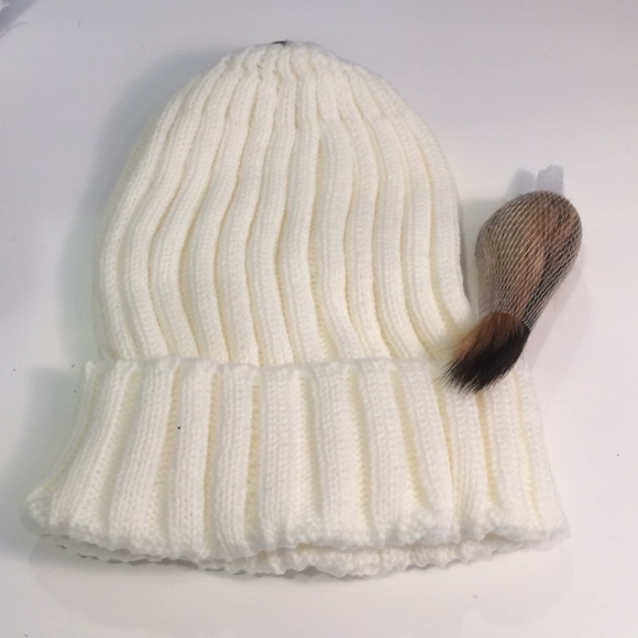 White Knit Beanie with Removable Pom Pom - Picture 2 of 5